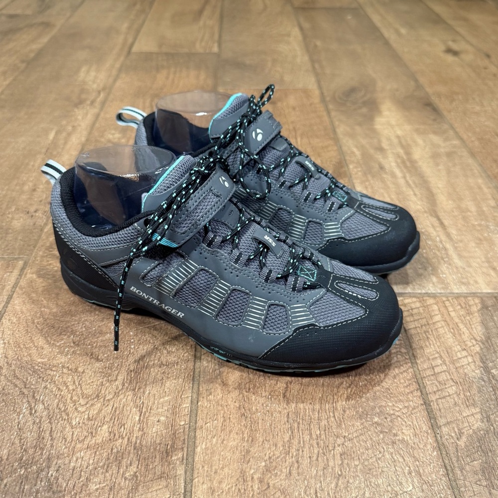 Bontrager Trek SSR Multisport Women's 39 EU / 7.5 US With Shimano SPD Cleats